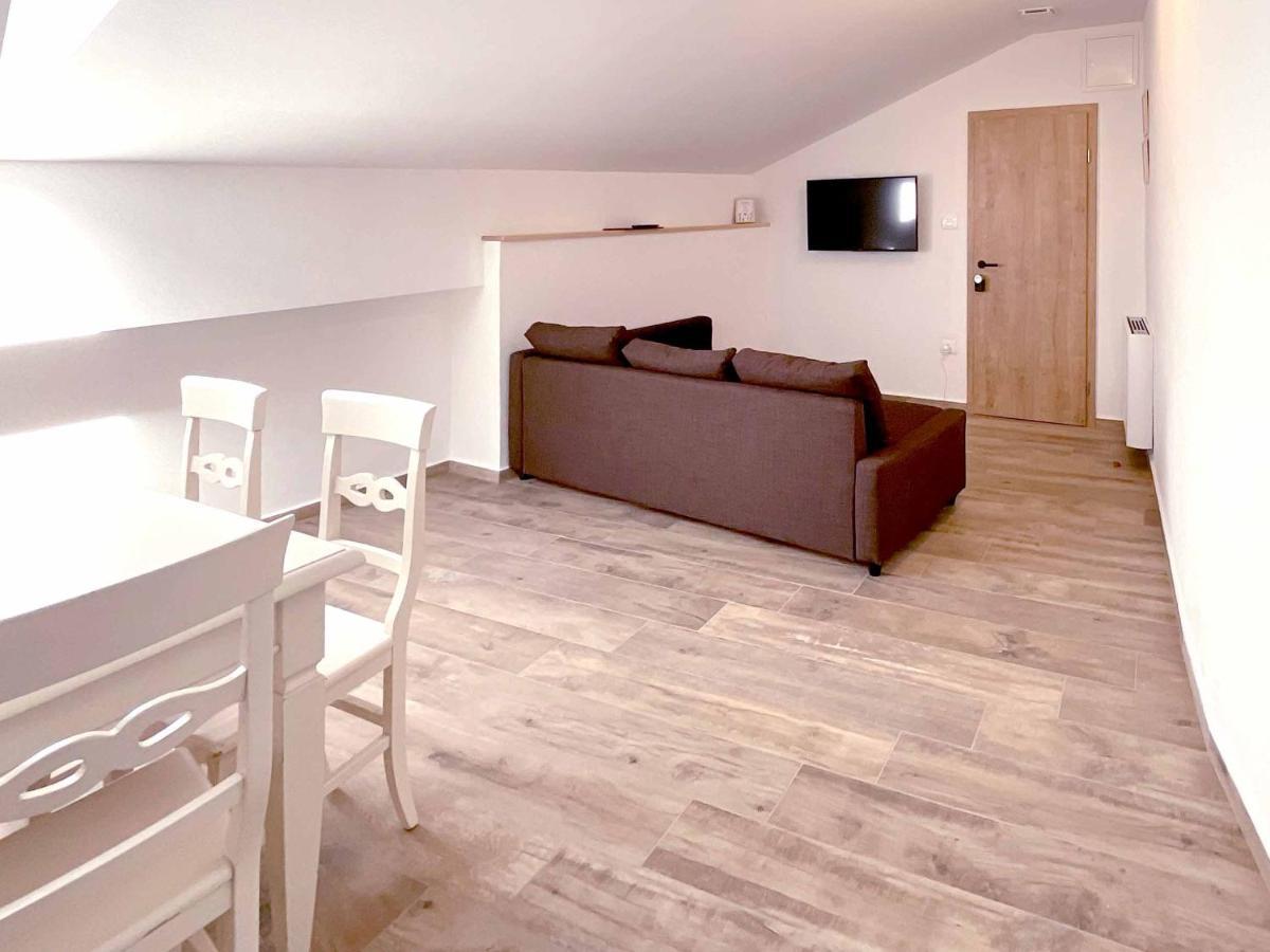Soca Guesthouse Kanal 外观 照片
